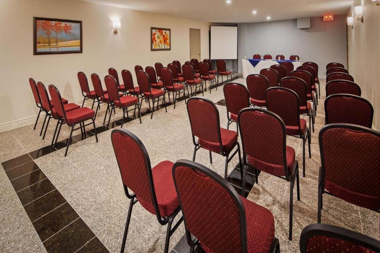 Best Western Plus Montreal East Екстериор снимка