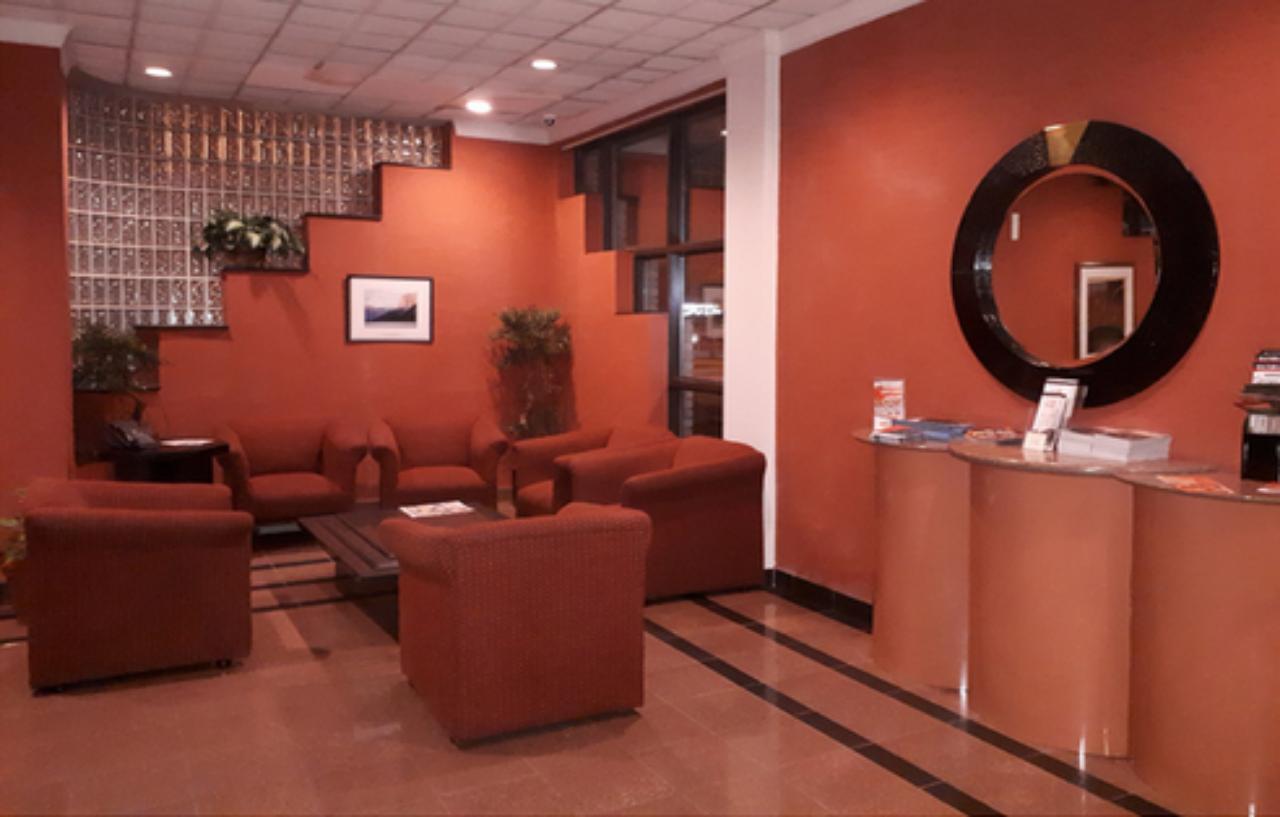 Best Western Plus Montreal East Екстериор снимка